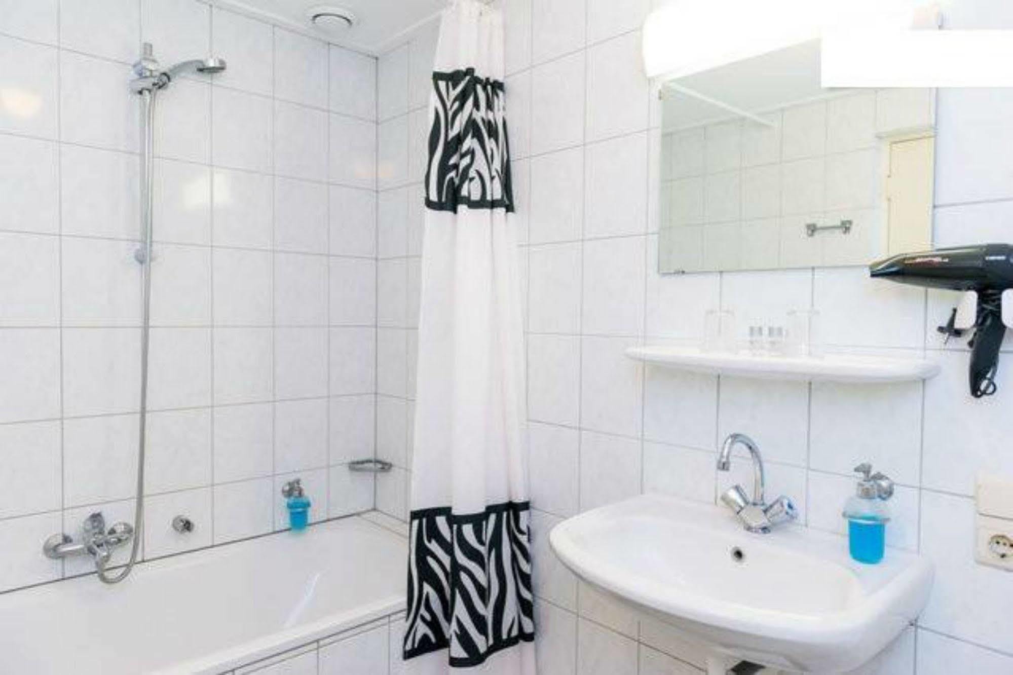 De Heek Hotel Valkenburg aan de Geul Luaran gambar